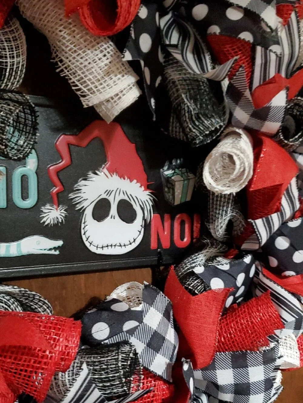Red, Black & White Kids Holiday Bow Wreath